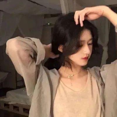 蓬门今始为君开