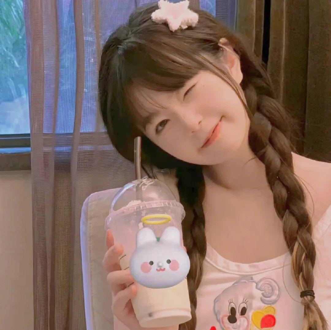 装乖被发现，清冷寒爷为我沦陷